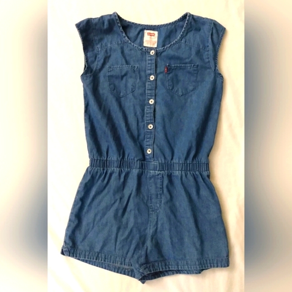 GIRLS LEVIS SIZE LARGE 12-13 YEARS CHAMBRAY DENIM SHORTS JUMPSUIT - Picture 1 of 3